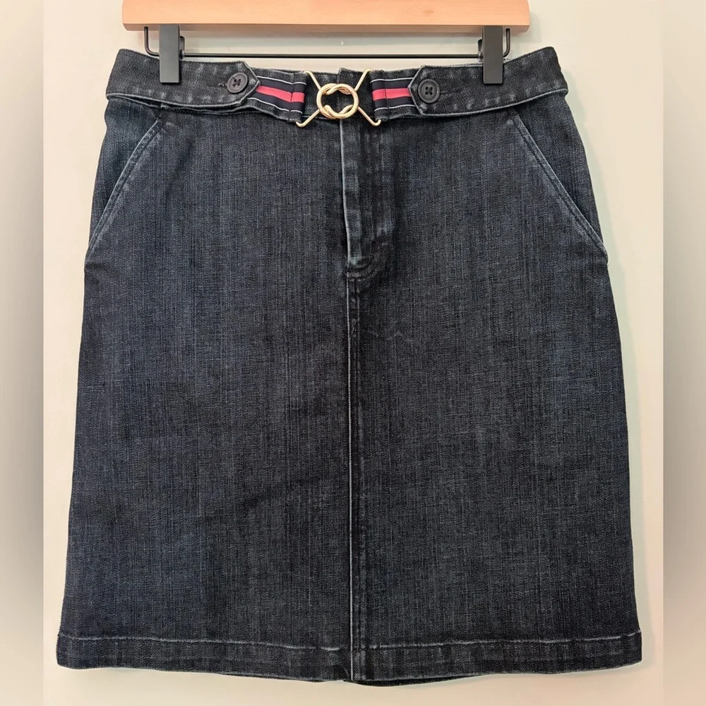 Talbots Dark Wash Denim Stretch Pencil Skirt Size 6 Gold Buckle Belt Accent